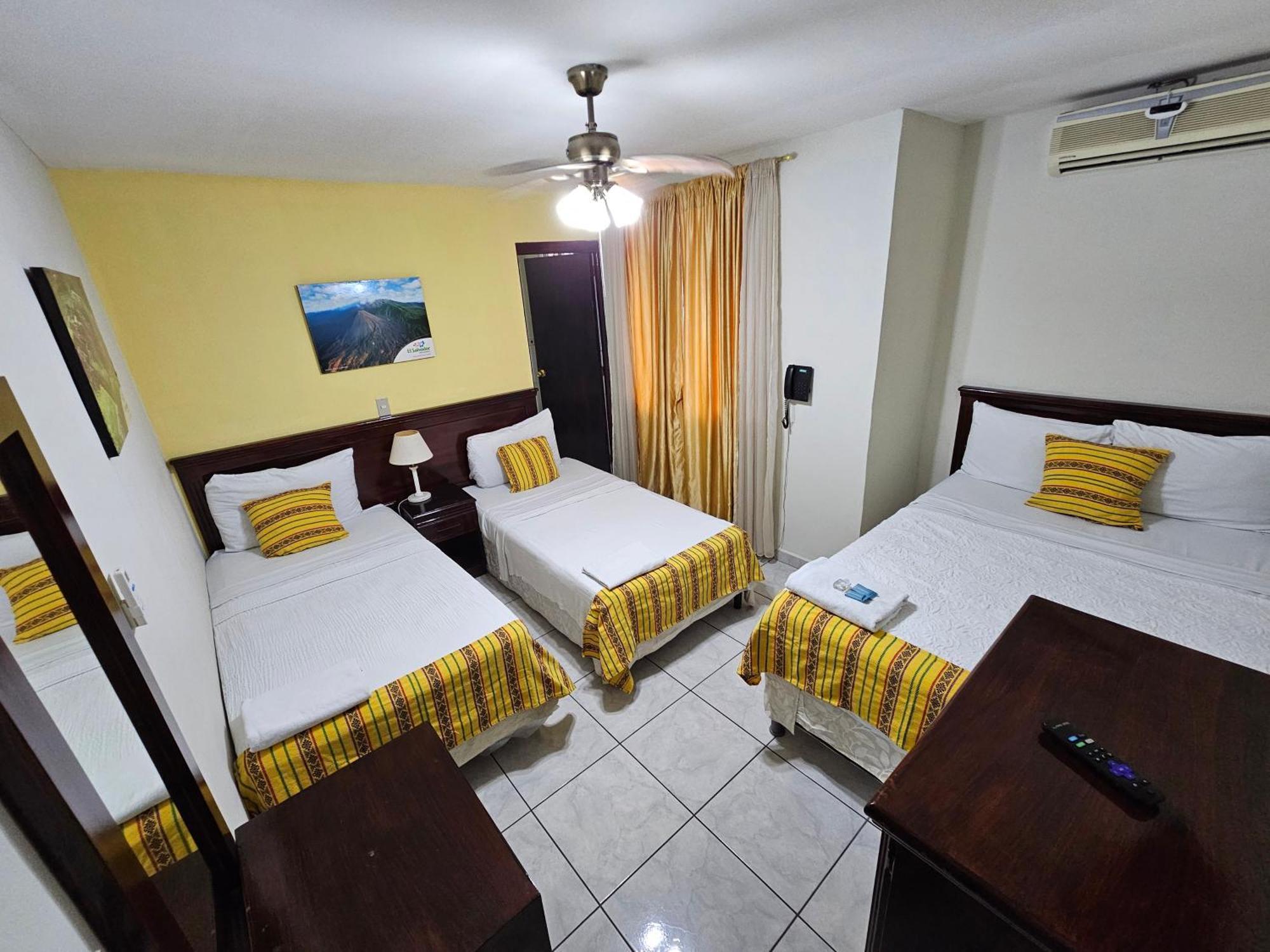 Hotel San Jose Hostal San Salvador Bagian luar foto