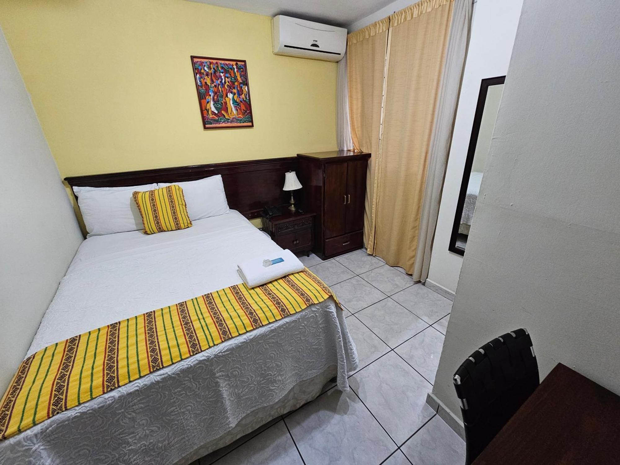 Hotel San Jose Hostal San Salvador Bagian luar foto