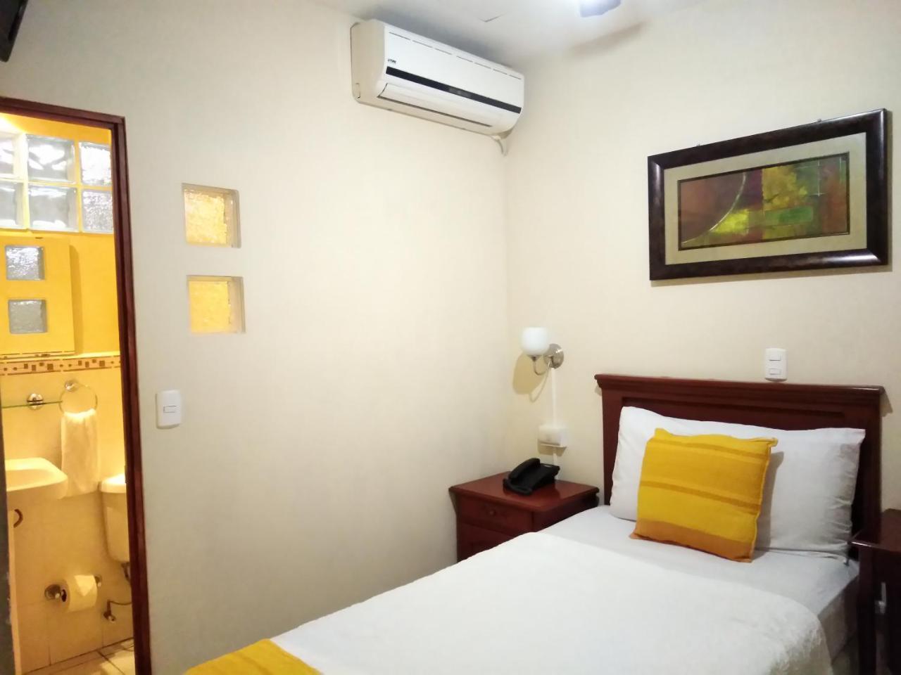 Hotel San Jose Hostal San Salvador Bagian luar foto